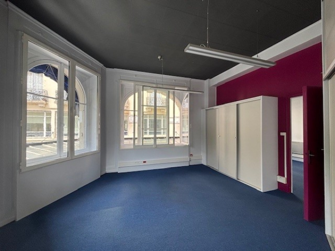 Vente Immobilier Professionnel Bureaux Vichy (03200)