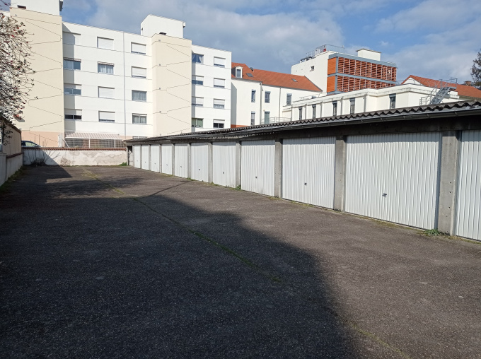 Offres de location Garage Vichy (03200)