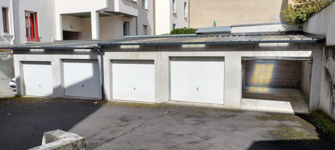 Offres de location Garage Vichy (03200)