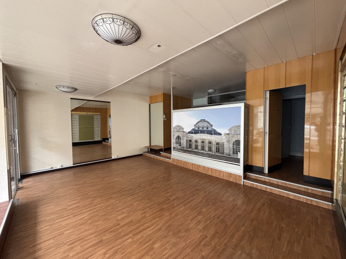 Location Immobilier Professionnel Local commercial Vichy (03200)