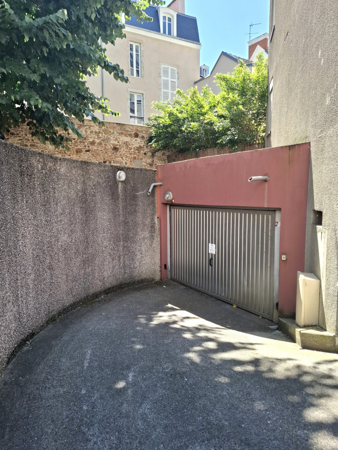 Offres de location Garage Vichy (03200)