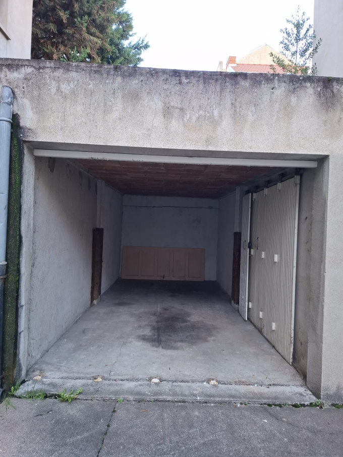 Offres de location Garage Vichy (03200)